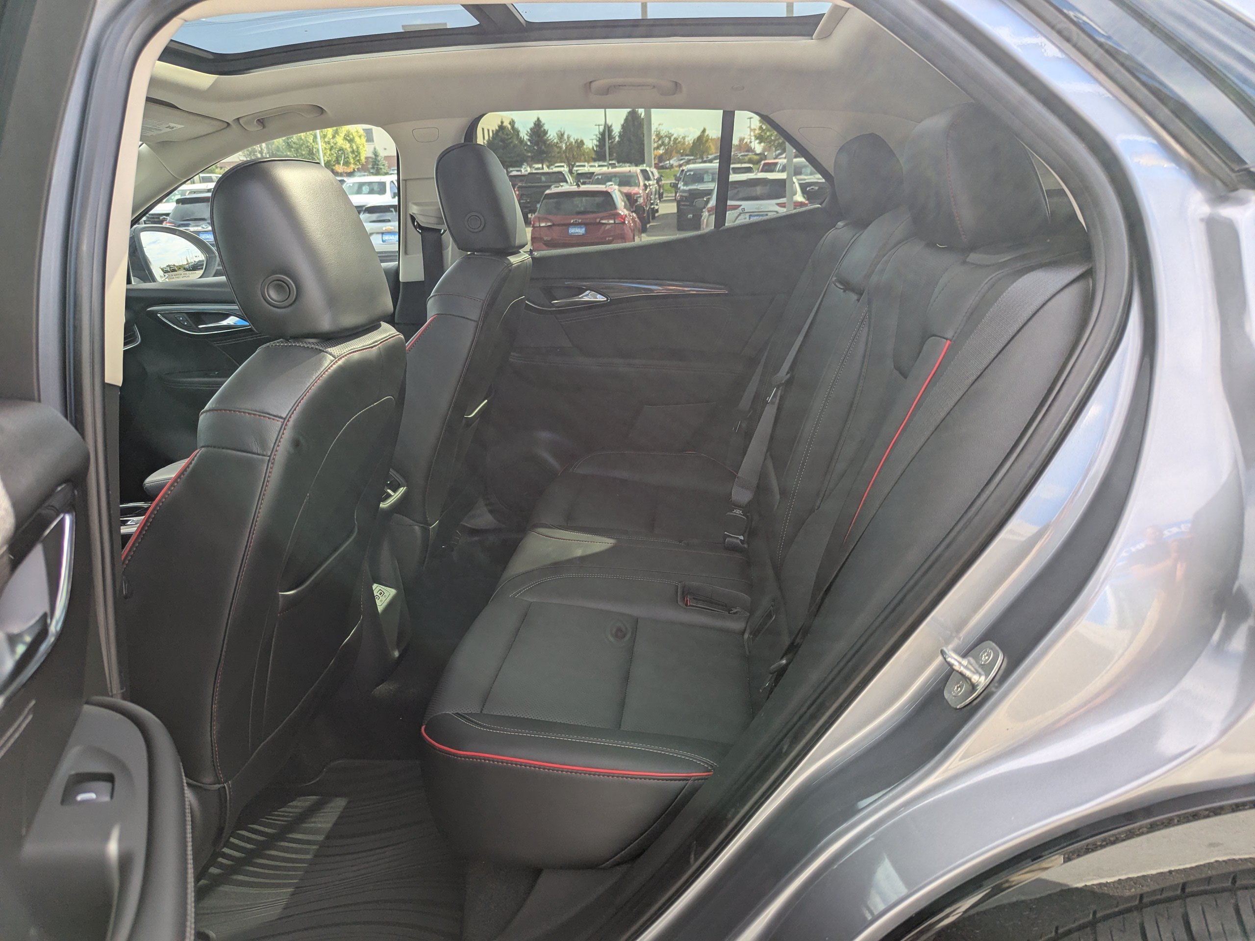 Used 2022 Buick Envision Essence w/ Sport Touring Package AWD/4WD image 31