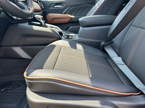 New 2026 GMC Canyon AT4 image 11