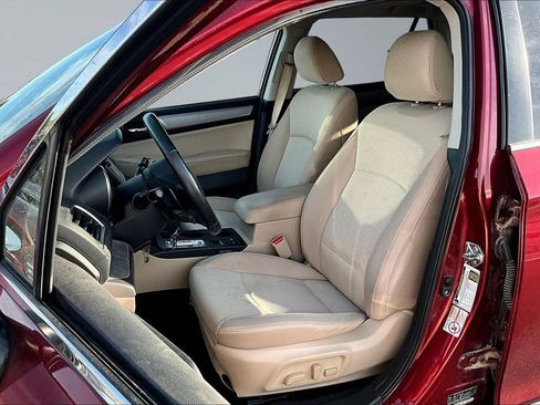 Used 2016 Subaru Outback 2.5i Premium AWD/4WD image 19