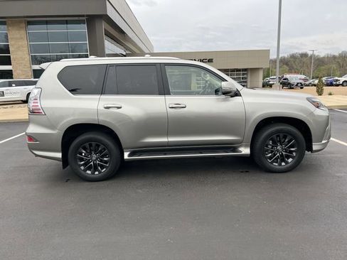 Certified 2023 Lexus GX 460 Premium w/ Premium Package AWD/4WD image 2