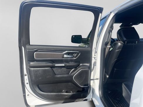 Used 2023 RAM 1500 Laramie AWD/4WD image 12