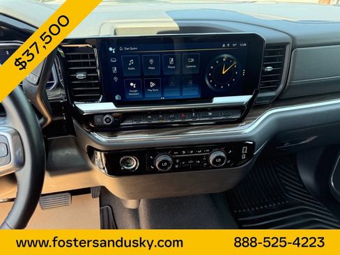 Used 2024 Chevrolet Silverado 1500 LT AWD/4WD image 11