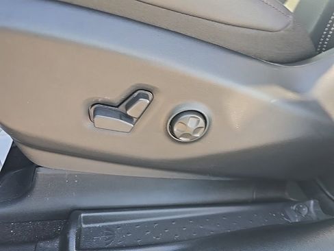 New 2026 Chrysler Pacifica Select w/ S Appearance Package FWD image 17