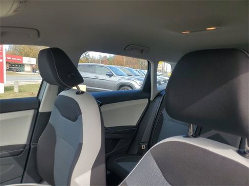 Certified 2025 Volkswagen Taos S image 15