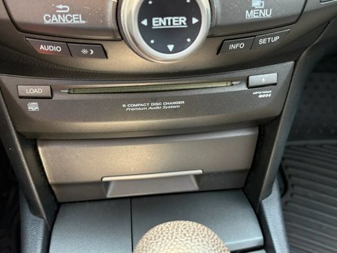 Used 2011 Honda Accord EX-L image 24
