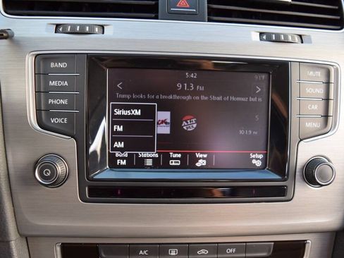 Used 2015 Volkswagen Golf TDI S FWD image 62