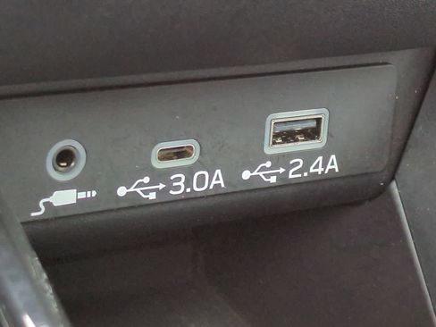 Used 2024 Subaru Legacy Limited AWD/4WD image 31