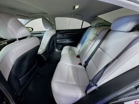 Used 2018 Lexus ES 350 w/ Accessory Package 2 image 28