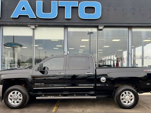 Used 2015 Chevrolet Silverado 3500 LTZ w/ Duramax Plus Package image 37