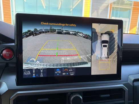 Used 2025 Toyota 4Runner TRD Sport Premium RWD image 4