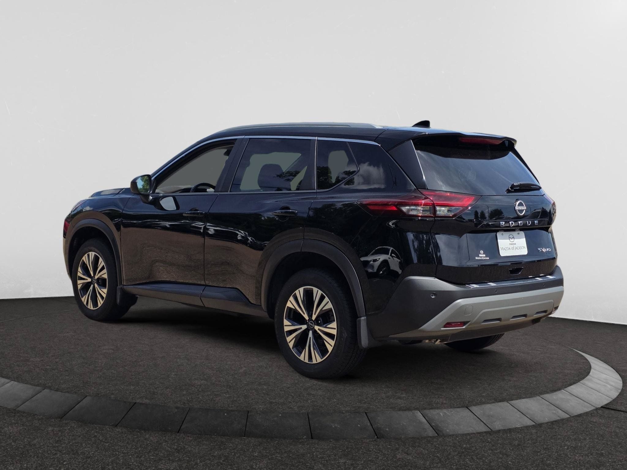 Used 2023 Nissan Rogue SV w/ SV Premium B Package AWD/4WD image 5
