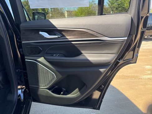 New 2026 Jeep Grand Cherokee Limited AWD/4WD image 31