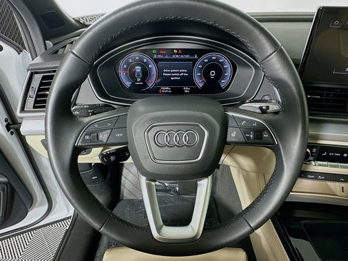 Used 2023 Audi Q5 2.0T Premium Plus w/ Premium Plus Package AWD/4WD image 19
