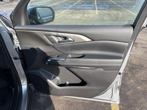 New 2026 Chevrolet Traverse LT image 34