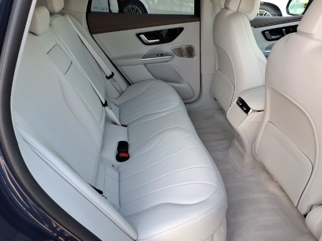 Certified 2023 Mercedes-Benz EQE 350+ SUV image 20