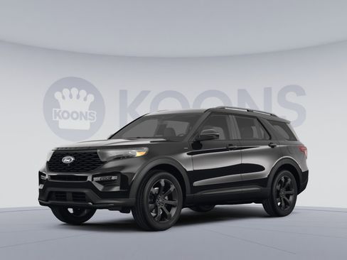 Used 2023 Ford Explorer XLT AWD/4WD image 1