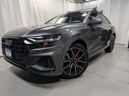 Used 2020 Audi Q8 Premium Plus w/ Premium Plus Package image 2