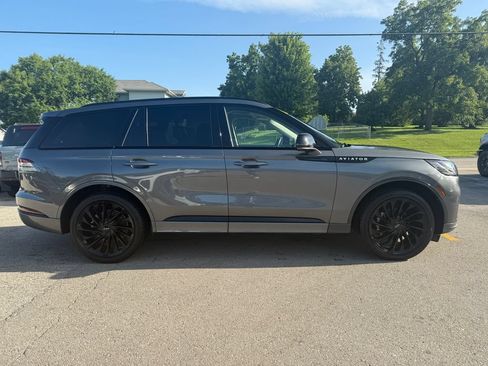 Used 2025 Lincoln Aviator Reserve w/ Equipment Group 201A AWD/4WD image 4