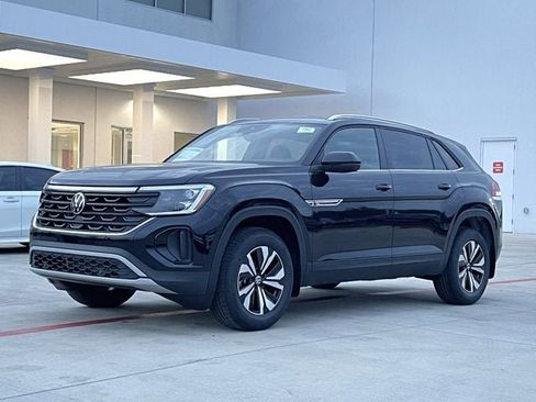 New 2026 Volkswagen Atlas Cross Sport SE image 2