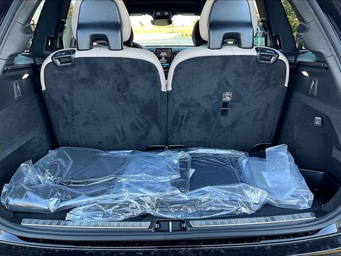 New 2026 Volvo XC90 B6 Plus image 40