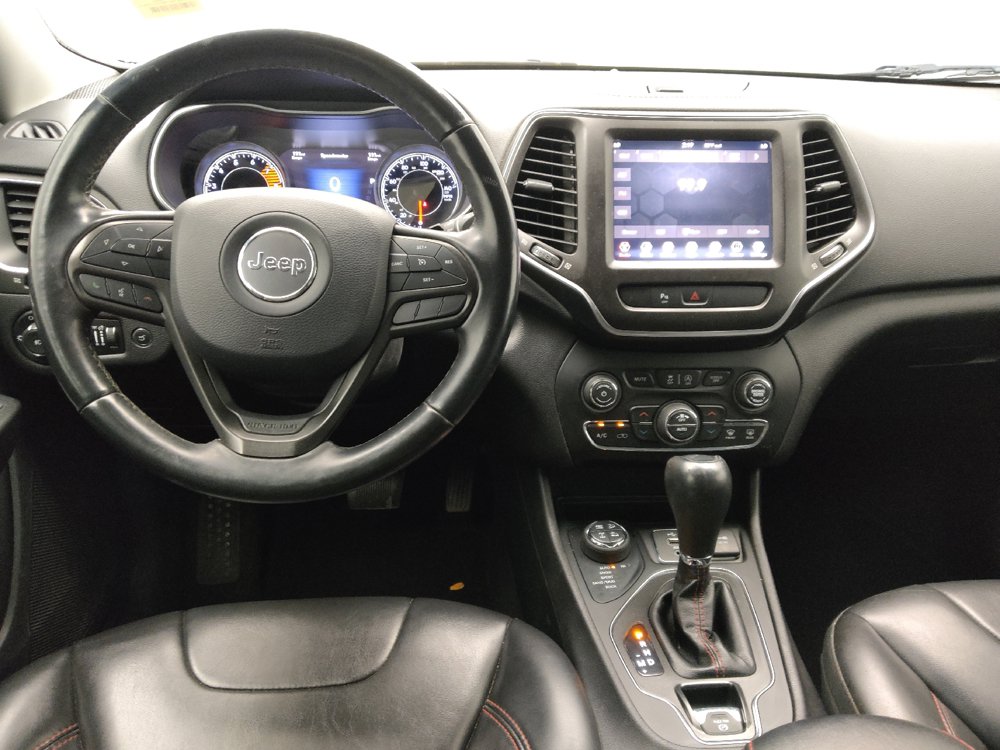 Used 2019 Jeep Cherokee Trailhawk w/ Comfort/Convenience Group AWD/4WD image 22