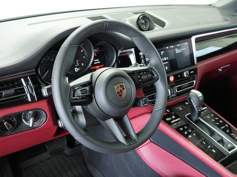 New 2025 Porsche Macan Turbo AWD/4WD image 4