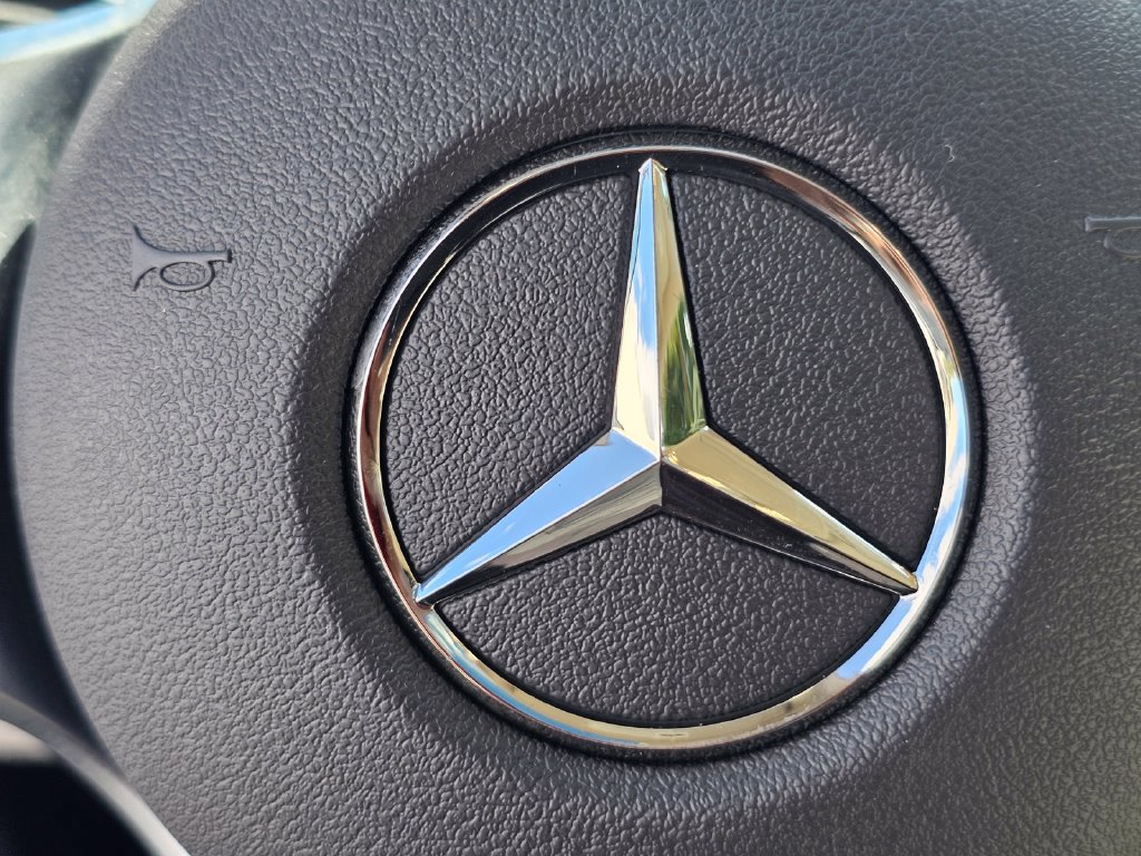 Used 2020 Mercedes-Benz GLE 350 4MATIC image 22