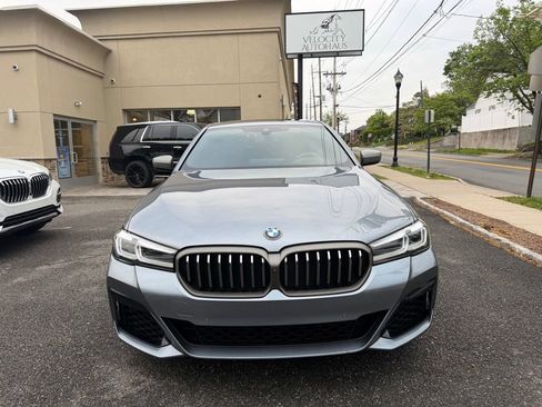 Used 2021 BMW M550i xDrive w/ Parking Assistance Package AWD/4WD image 2