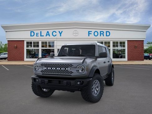 New 2025 Ford Bronco Badlands AWD/4WD image 2