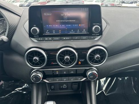 Used 2025 Nissan Sentra S image 21