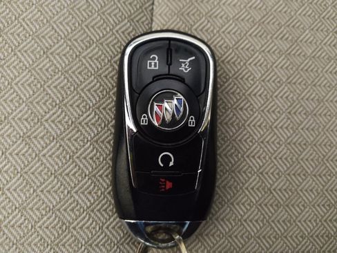 Used 2020 Buick Encore GX Select w/ Advanced Technology Package FWD image 32