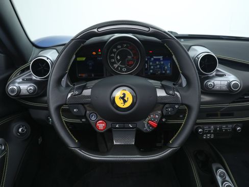 Certified 2023 Ferrari F8 Tributo RWD image 6