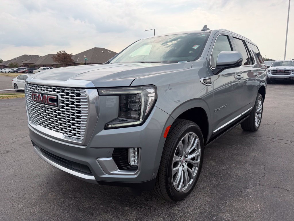 Used 2024 GMC Yukon Denali w/ Denali Reserve Package AWD/4WD image 10