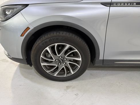 Used 2022 Lincoln Corsair FWD w/ Equipment Group 101A image 9