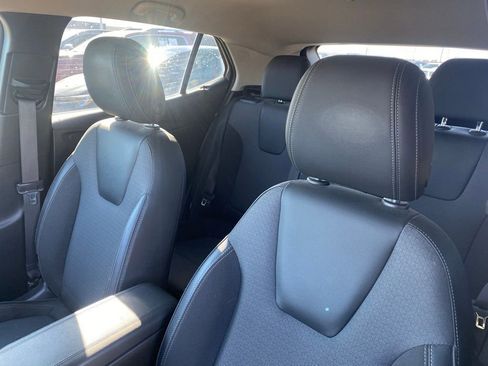 Used 2022 Buick Encore GX Select w/ Sport Touring Package image 21