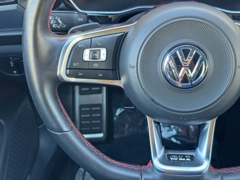 Used 2019 Volkswagen Jetta GLI Autobahn FWD image 18