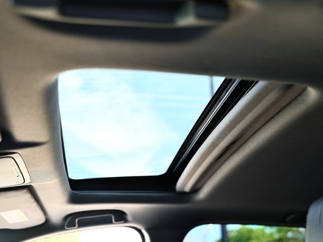 Used 2021 Honda CR-V Touring image 20