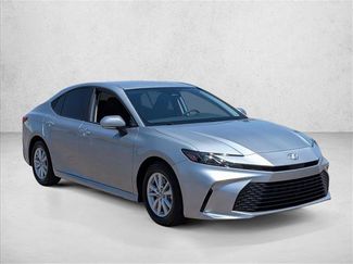 Used 2025 Toyota Camry LE FWD video 3