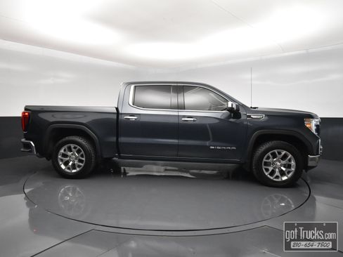 Used 2021 GMC Sierra 1500 SLT RWD image 46