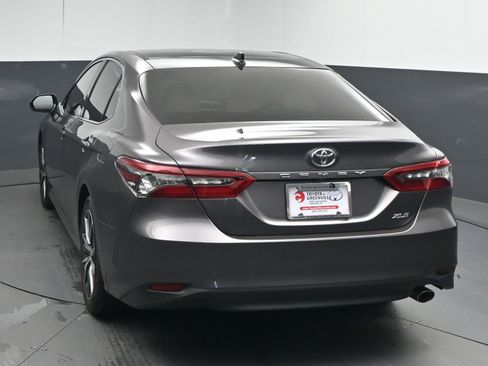 Used 2023 Toyota Camry XLE image 7