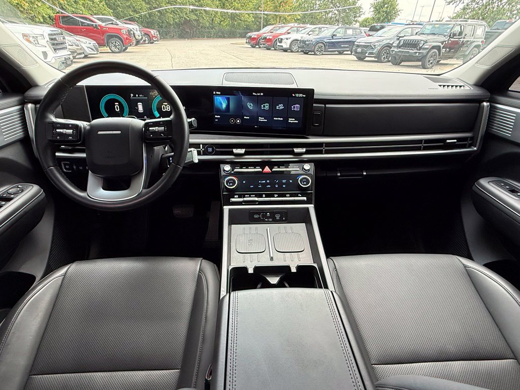 Used 2025 Hyundai Santa Fe SEL FWD image 28