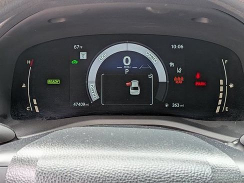 Used 2025 Toyota Camry LE FWD image 24