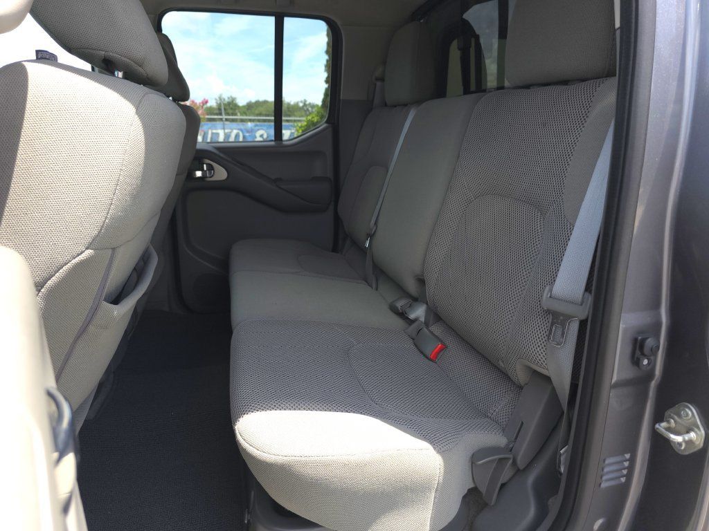Used 2018 Nissan Frontier SV w/ Value Truck Package RWD image 13