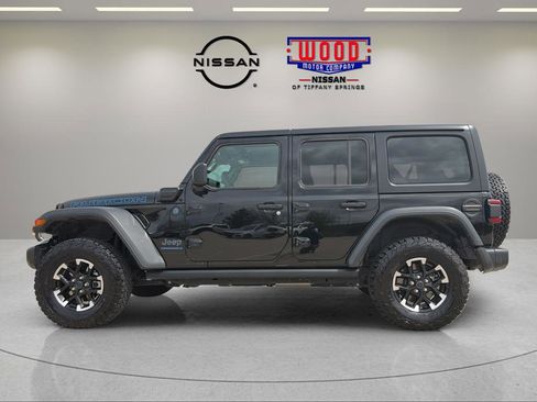 Used 2025 Jeep Wrangler Unlimited Rubicon 4xe w/ Safety Group AWD/4WD image 5