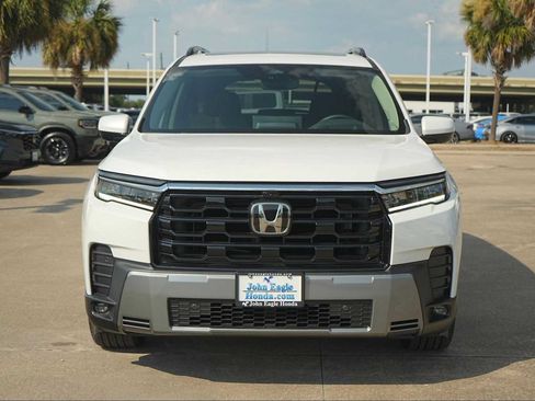 Used 2026 Honda Pilot Elite image 6