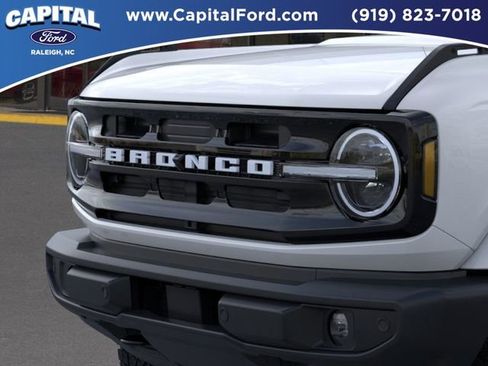 New 2025 Ford Bronco Outer Banks image 19