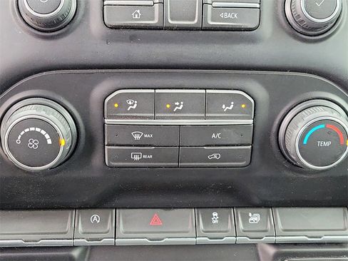 Used 2019 Chevrolet Silverado 1500 LT w/ Remote Start Package image 28