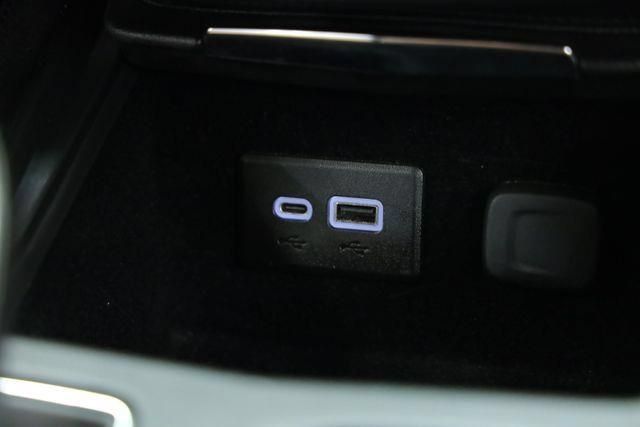 Used 2023 Cadillac XT4 Sport FWD image 28