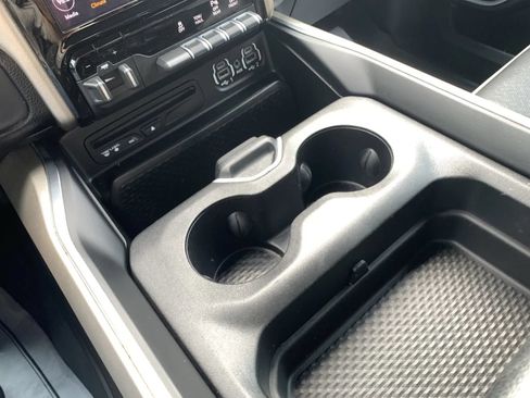 Used 2019 RAM 1500 Laramie w/ Sport Appearance Package AWD/4WD image 22