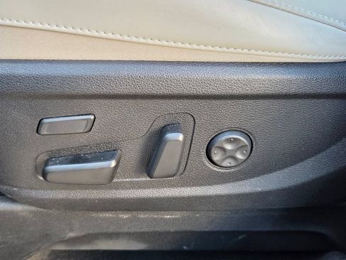 Used 2025 Kia Telluride SX Prestige AWD/4WD image 12